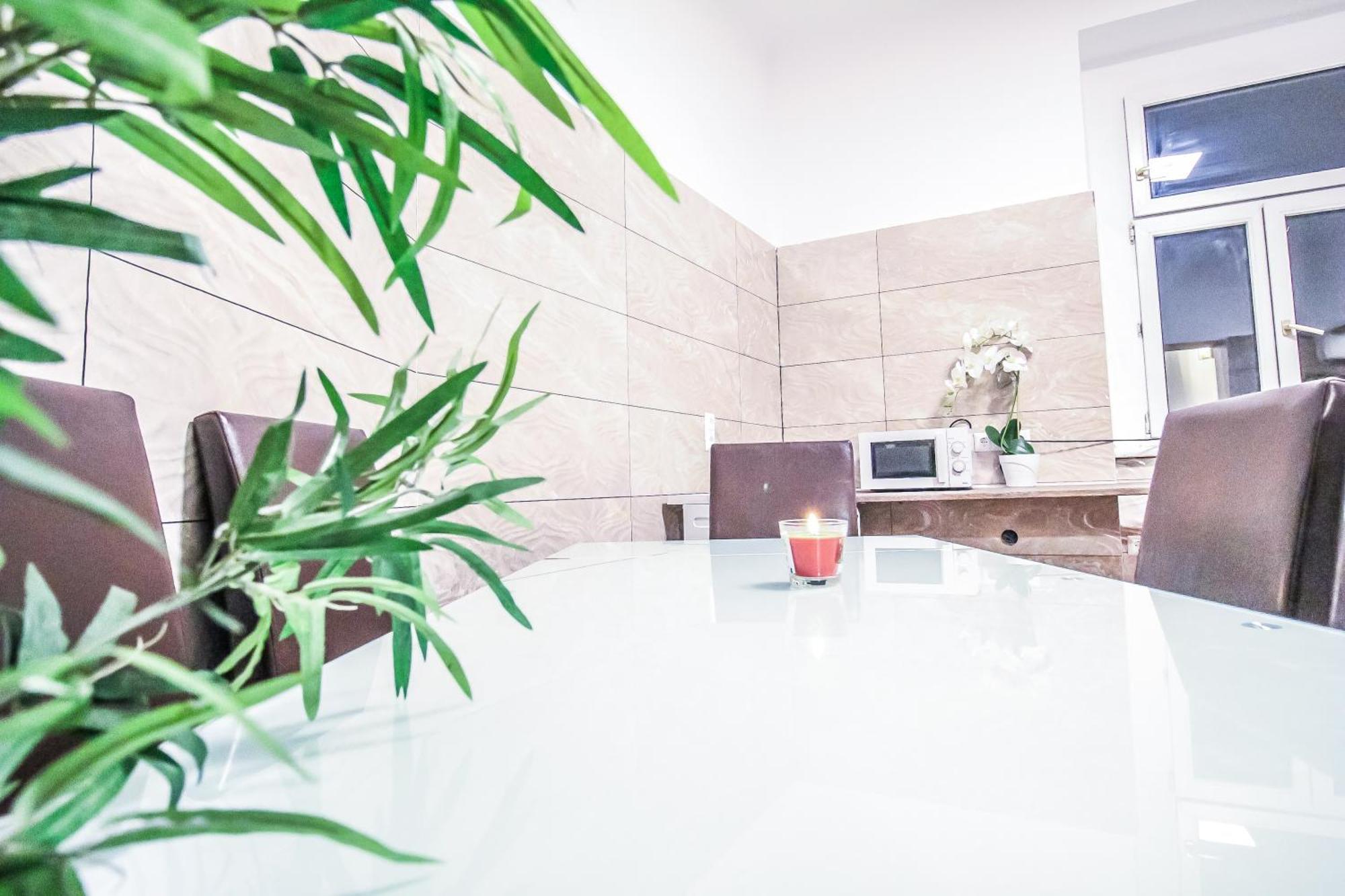 וינה Comfortable Accommodations In The Alterlaa Area Lv6 מראה חיצוני תמונה