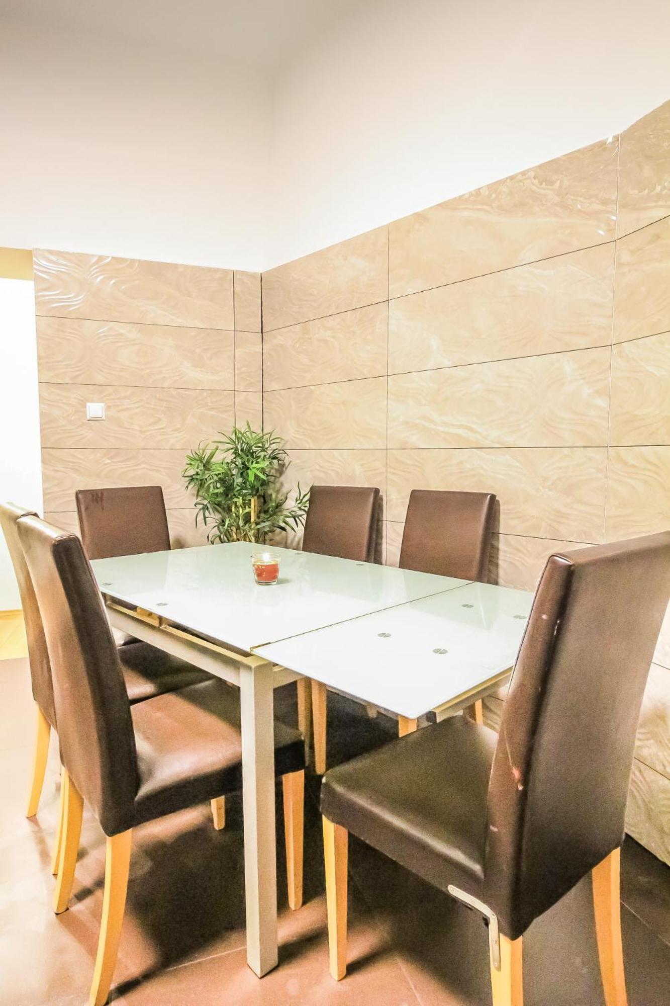 וינה Comfortable Accommodations In The Alterlaa Area Lv6 מראה חיצוני תמונה
